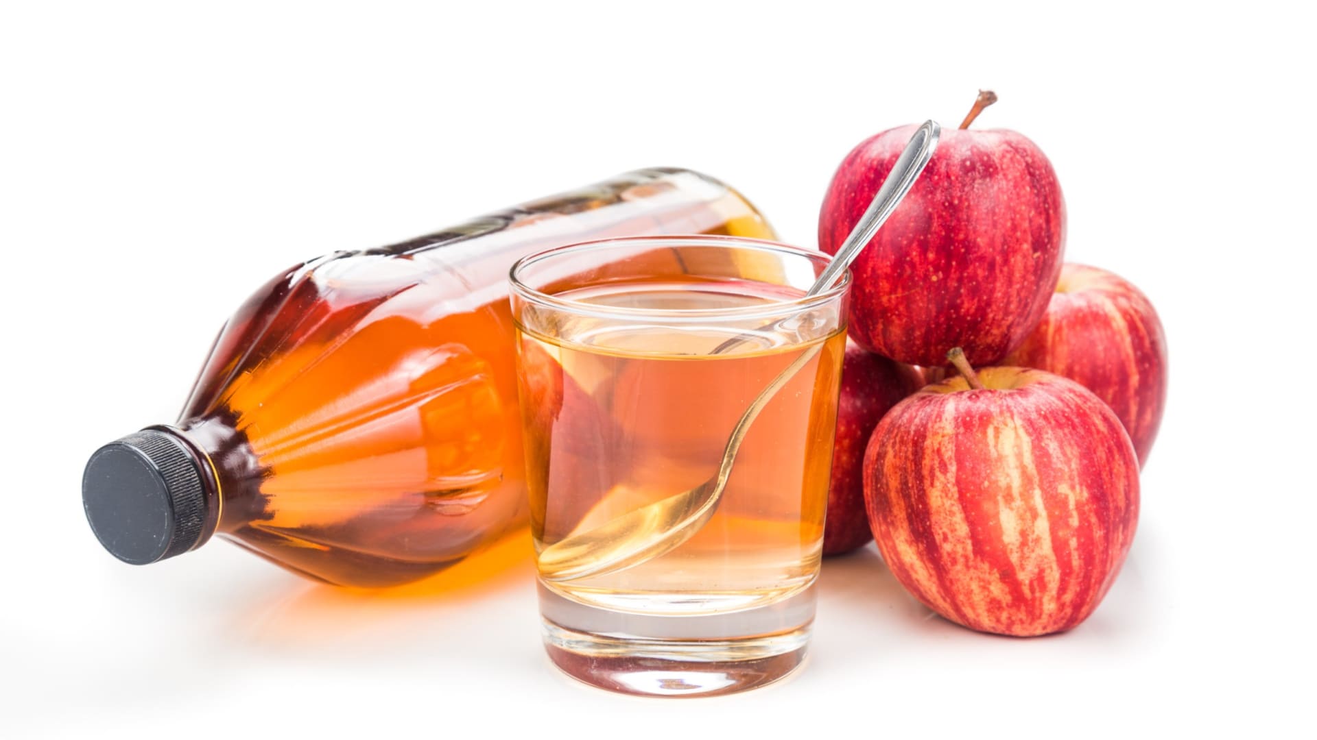 
		ماذا يحدث لصحتك عند تناول خل التفاح على الريق؟
