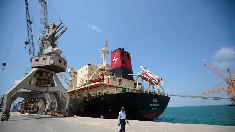 
		استهداف جديد من الحوثيين على سفينة يونانية في باب المندب (تفاصيل)