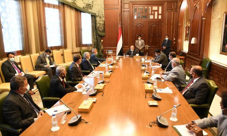 
		ورد الان : الرئيس هادي يترأس اجتماعاً هاماً واستثنائياً.. ومصادر تكشف سبب الاجتماع