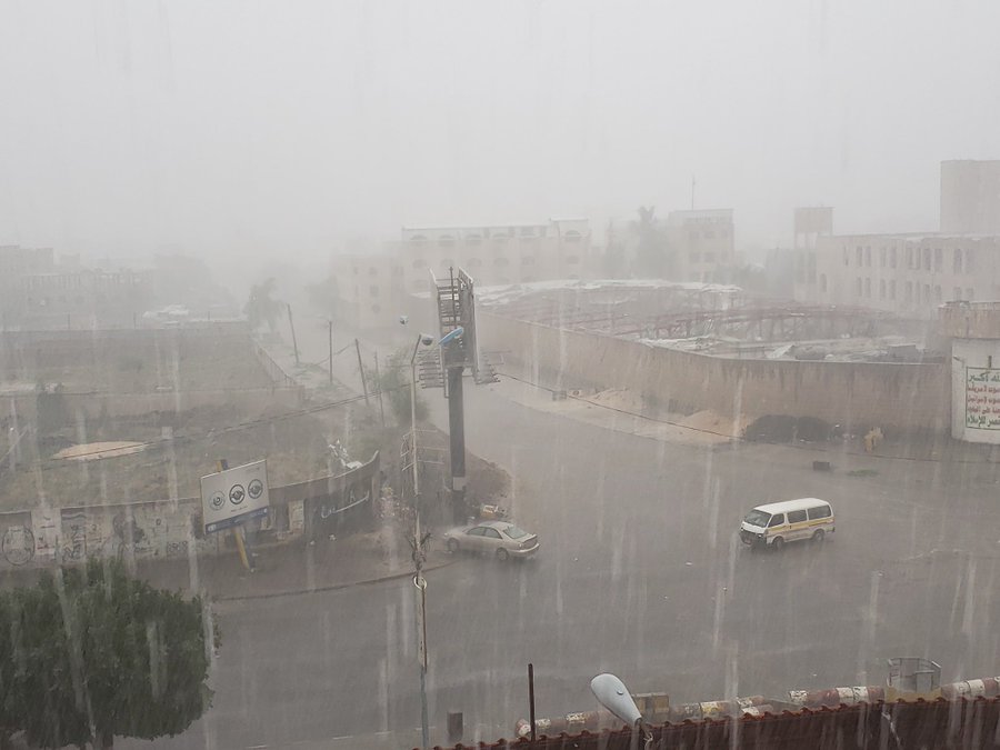 
		تنبيه عاجل : هذه المحافظات اليمنية ستضربها الأمطار الغزيرة خلال الساعات القادمة