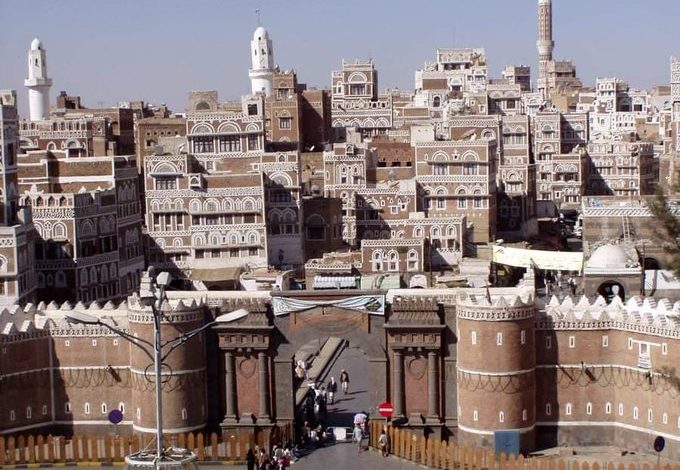 
		ورد للتو : الحوثيين يختطفون قائد عسكري بارز في العاصمة صنعاء (تفاصيل)