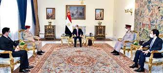 
		لقاء يجمع بين الرئيس المصري “السيسي” مع وزير الدفاع اليمني (تفاصيل مادار بينهم)