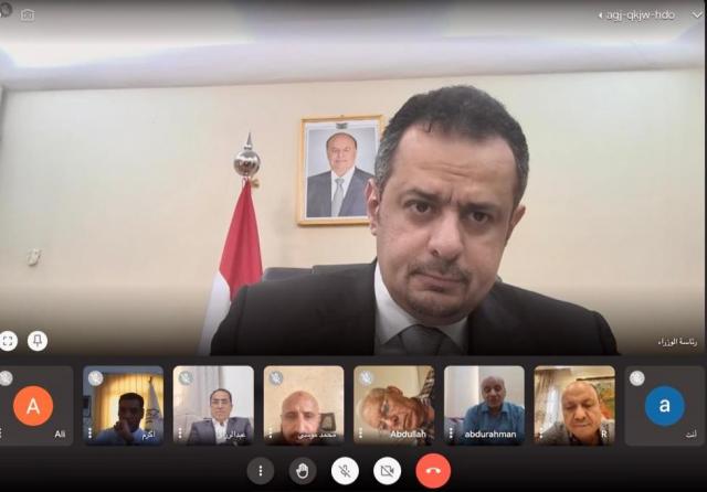 
		الحكومة الشرعية تحذر من ”خطأ كارثي” للقوى السياسية اليمنية
