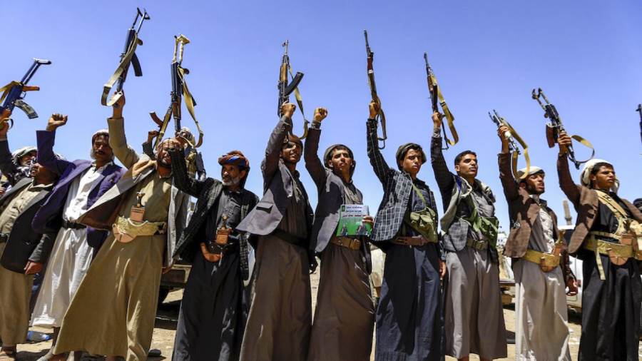 
		عــــاجل : صدور البيان رقم "1" بعد أنباء سيطرة الحوثيين على معسكر ماس الاستراتيجي في مأرب وهذا ما يحدث الان